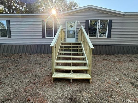 2nd image of 15 Bolden Cir