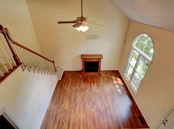 2nd image of 327 Dunbrook Dr