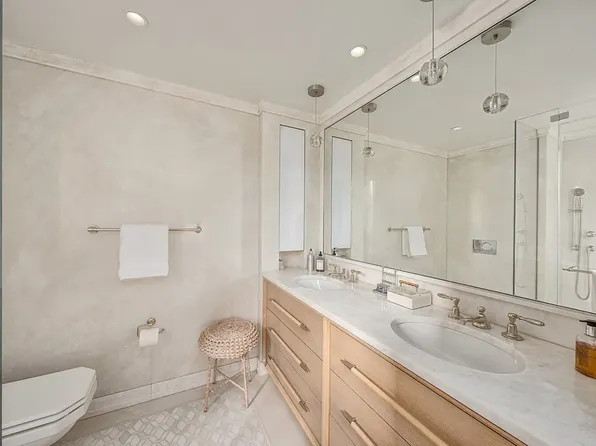 360 Central Park West image 13 of 22