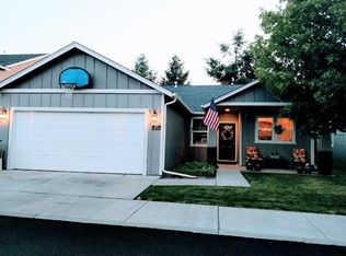 217 NW Laurella Ln, College Place, WA 99324