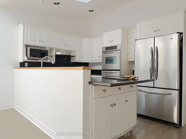 116 Cranbrooke Ave #MAIN — Photo 12