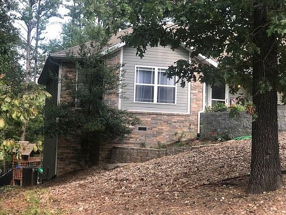 2nd image of 20 Woodstock Ln