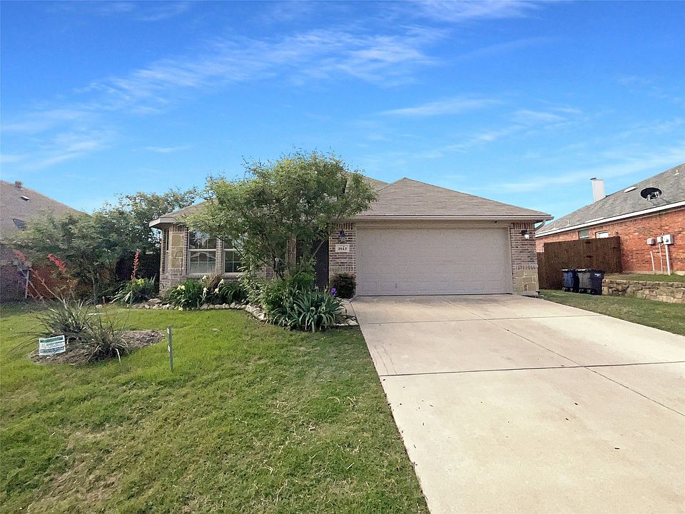 1st image of 3913 Winter Springs Dr