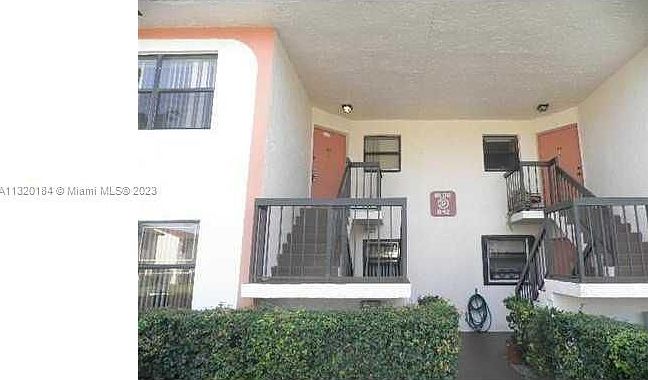 1st image of 862 NE 209th St APT 202-39