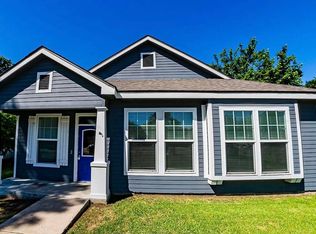 3849 Canal Ave, Groves, TX 77619