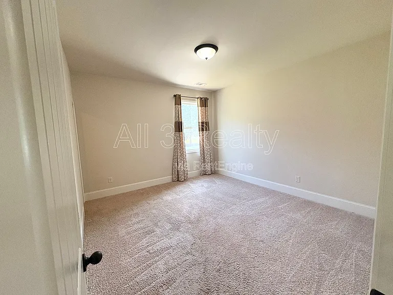 3738 Valley Spring Dr — Photo 9
