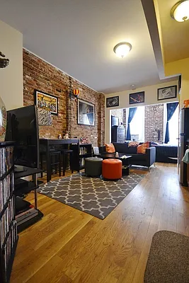 Rented by REAL New York | media 14