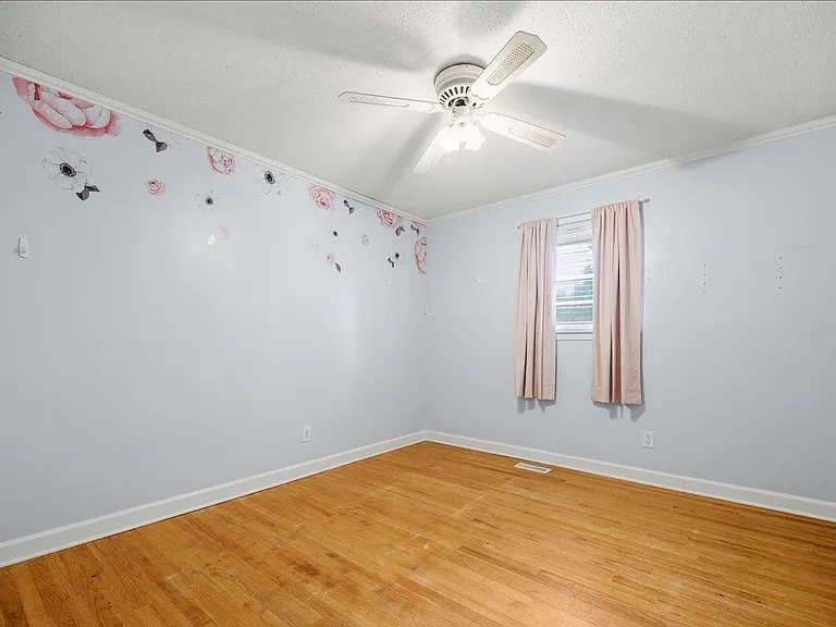 1007 Greenleaf Rd — Photo 17