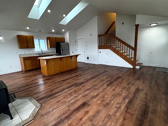 5th image of 5446 NW Rhododendron St #5448