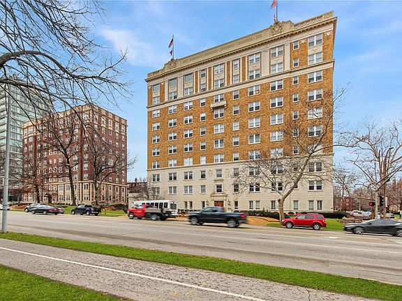 2nd image of 701 S Skinker Blvd #501
