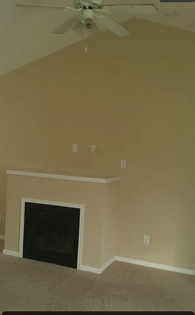 great sfh good location — Photo 1