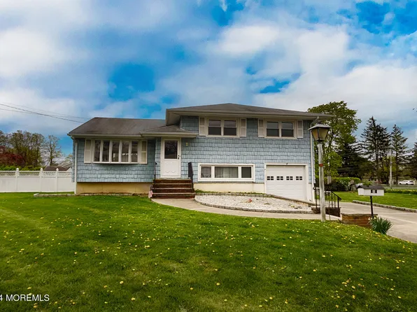12 Irma Place, Oceanport, NJ 07757