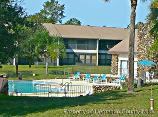 6460 River Run Blvd, Weeki Wachee, FL 34607