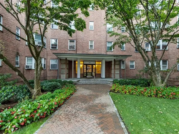 235 Garth Road #E3E, Scarsdale, NY 10583