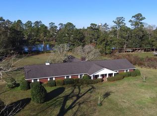 206 Skyline Dr, Thomasville, GA 31757