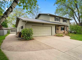 350 Fairview Way, Shawano, WI 54166