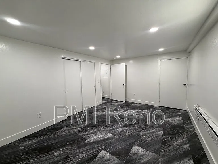 778 Forest St #10 — Photo 14