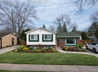 15777 Harrison, Romulus, MI 48174