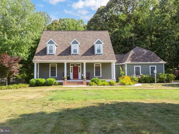 120 N Lexington Dr, Felton, DE 19943