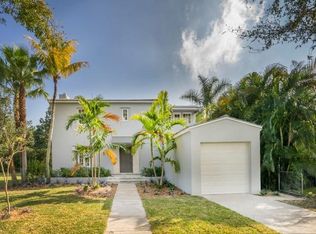 580 NE 59th St, Miami, FL 33137