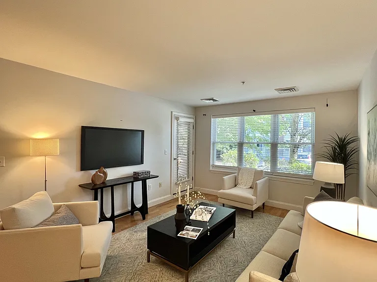 318 Rindge Ave #103 — Photo 4