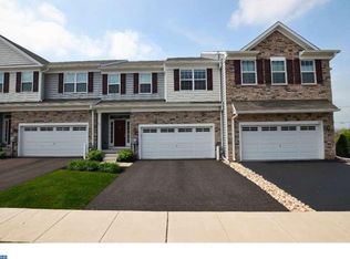 312 Fairfield Cir S, Royersford, PA 19468