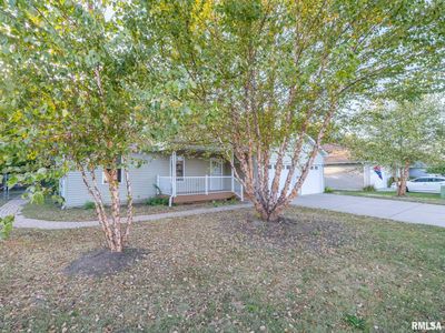 1825 Whitetail Ln, Pekin, IL, 61554