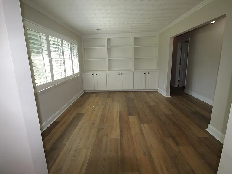 2349 Custom Cir — Photo 11