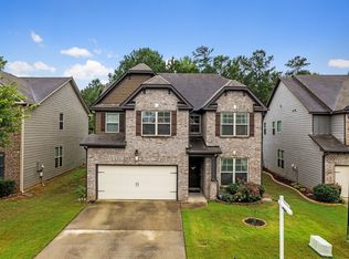 3020 Duke Dr, Fairburn, GA 30213