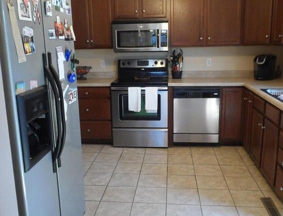 2nd image of 4401 Holmes St NE
