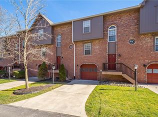 2004 Timberglen Dr, Imperial, PA 15126