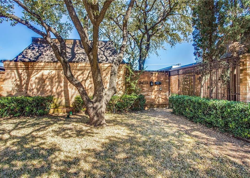 1st image of 3211 Stonehenge Ln