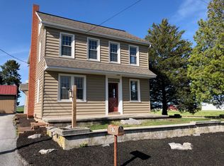 317 E Lexington Rd, Lititz, PA 17543