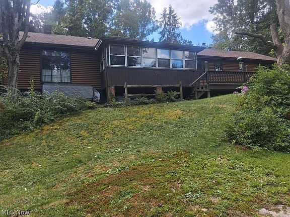 3rd image of 10200 Mayfield Rd
