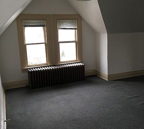 Apt 3, 3rd fl. dining area