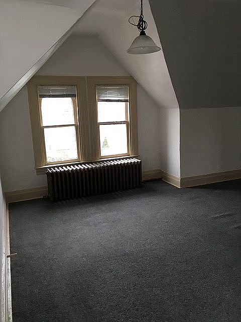 Apt 3, 3rd fl. dining area
