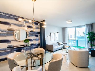 1010 SW 2nd Ave #1001, Miami, FL, 33131