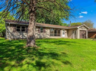 2511 S Daycor Dr, Peoria, IL 61607