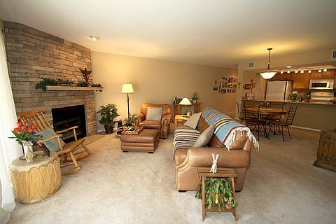 23656 Pondview Pl Bldg 3 005.JPG