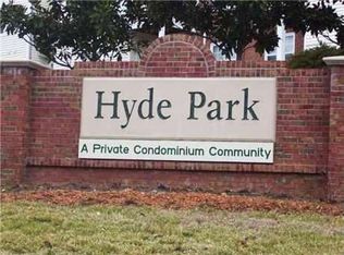 9932 Hyde Glen Ct, Charlotte, NC 28262