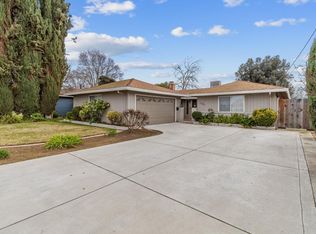 384 Emerald Dr, Merced, CA 95340
