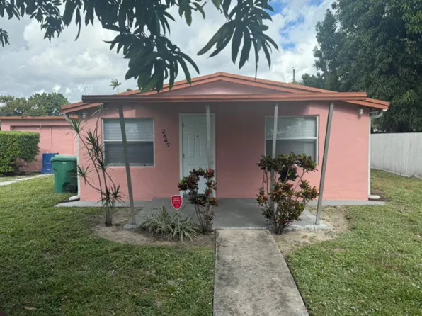 2467 NW 90th Street, Miami, FL 33147