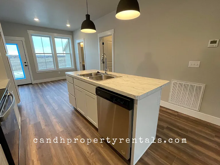 6075 Northstead Ave #1 — Photo 6