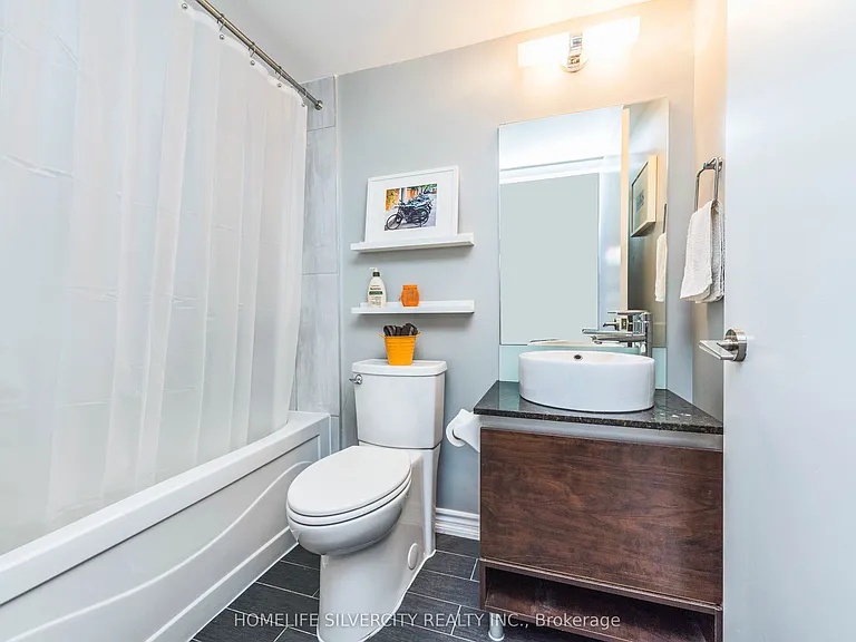 205 Frederick St #404 — Photo 4