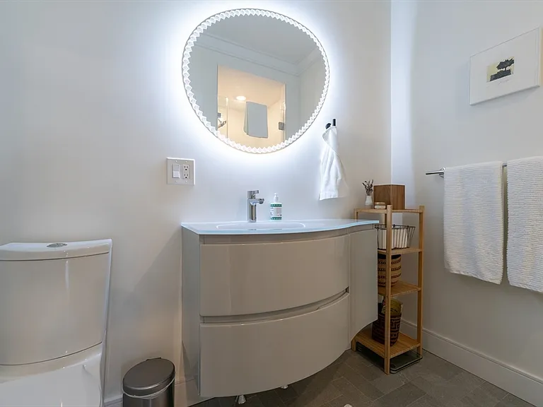 464 Sumner St #3 — Photo 12