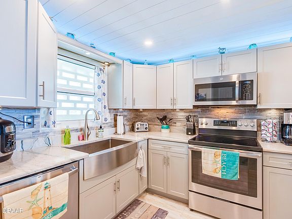 3rd image of 915 Ocean Shore Blvd #4010
