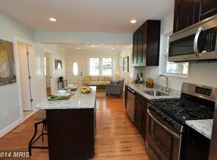 6901 Memorial Heights Dr, Alexandria, VA 22306