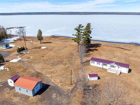 3rd image of 388 Cox Point Rd