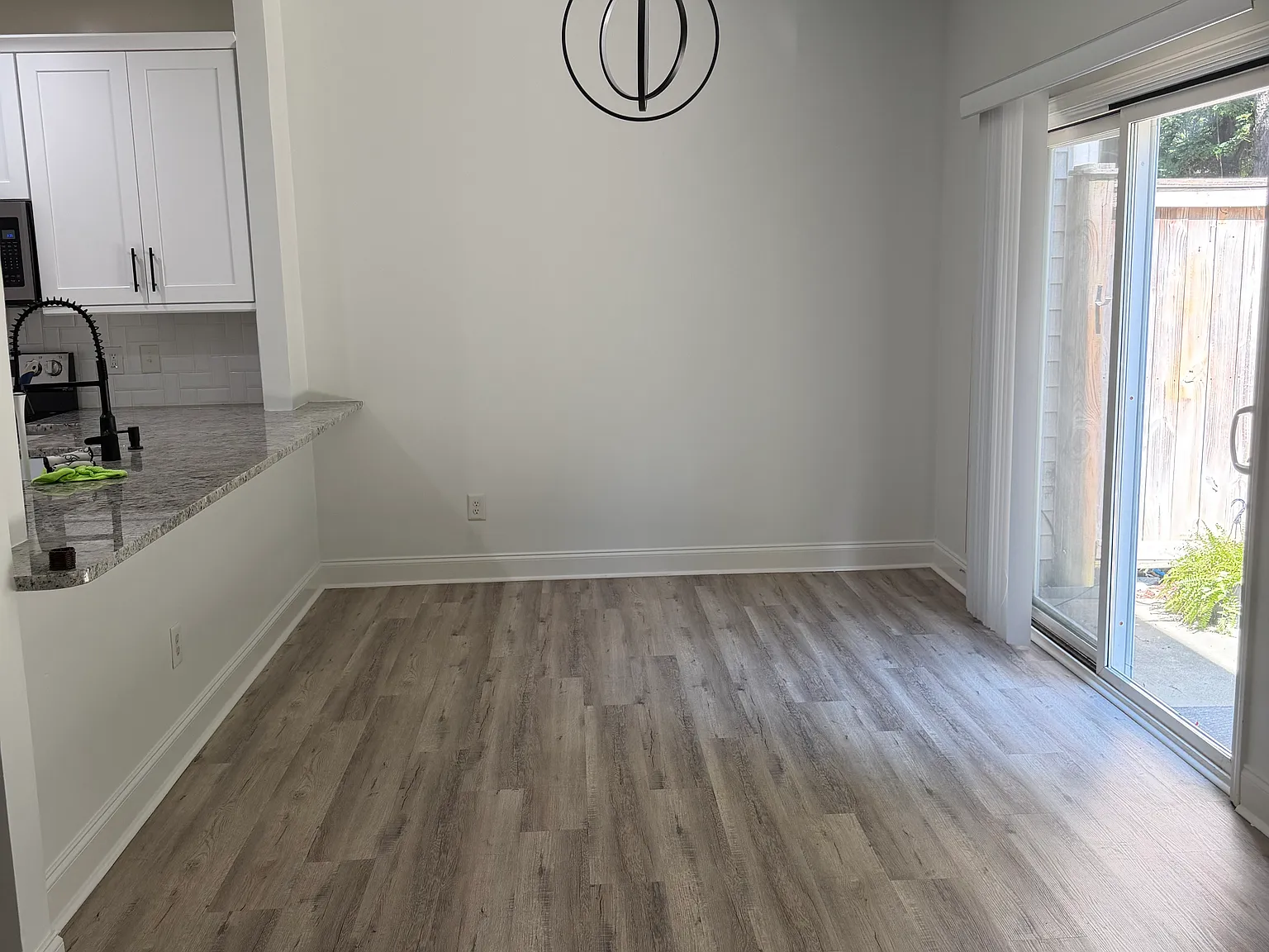 3 bed, 2.5 bath, 1780 sqft, $2,500 — Photo 4