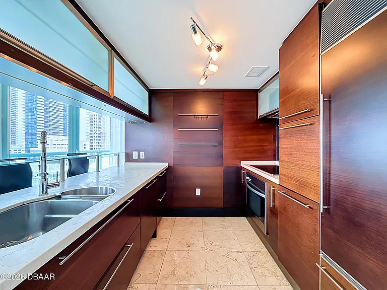 6000 Indian Creek Dr #12B — Photo 10